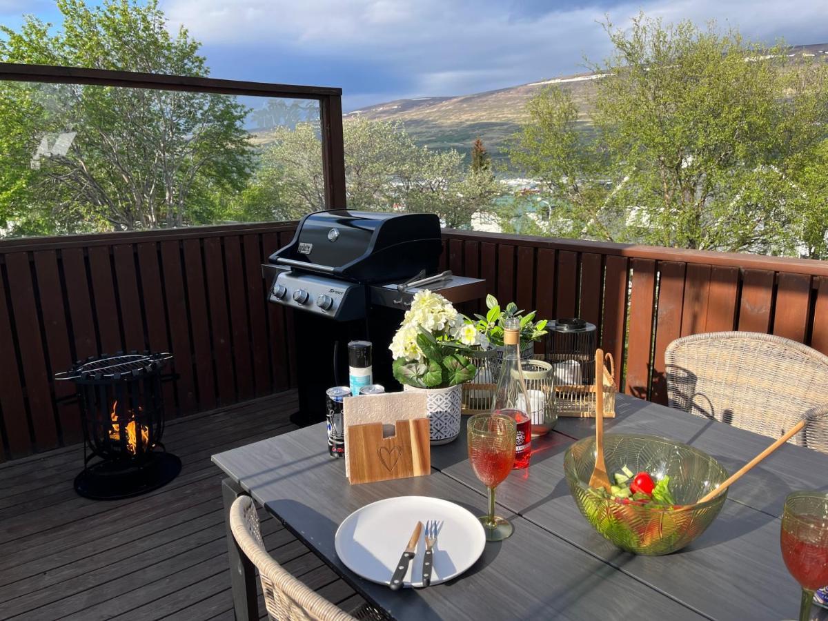 Charming 3 Bedroom Apartment Akureyri Luaran gambar
